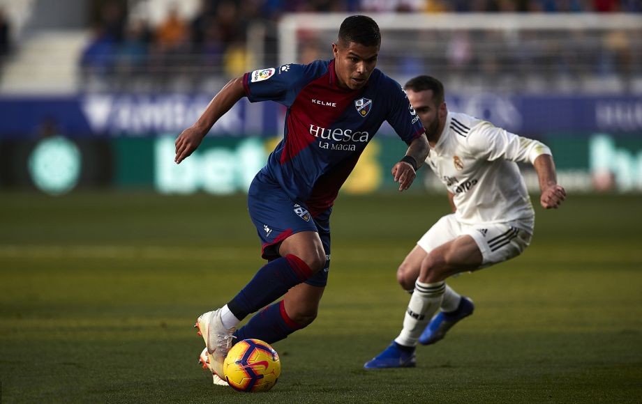 九游体育-尼姆客场一球小胜，喜迎胜利